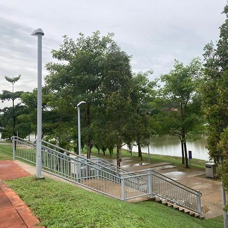 Absyar Homestay Selasih Putrajaya Exterior foto